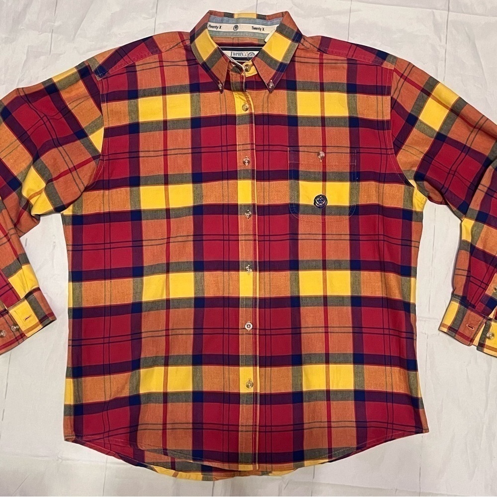 Twenty X Women’s long Sleeve button up shirt